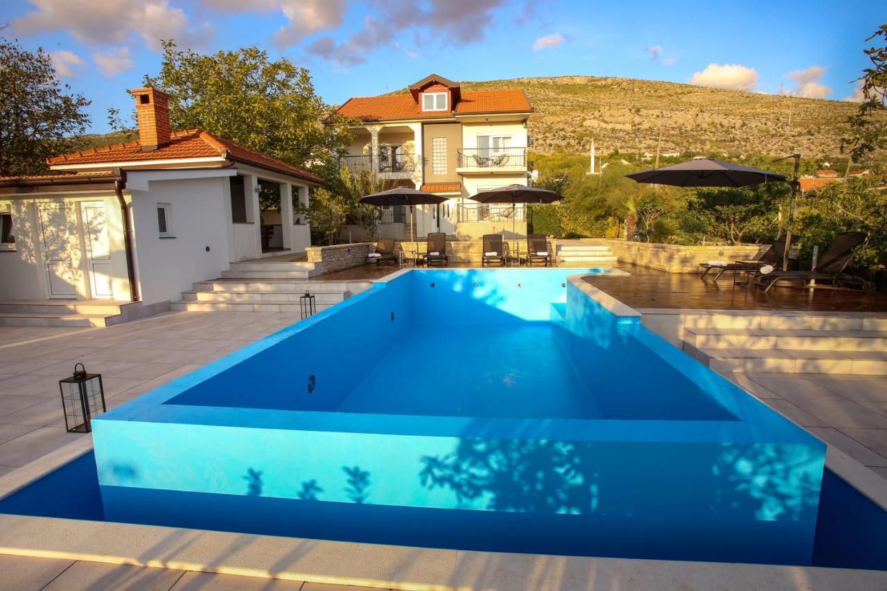 Villa Infinity موستار المظهر الخارجي الصورة